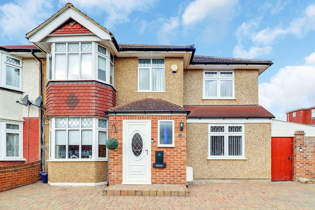 Rosebery Road, Hounslow TW3 2RD 4 bed semidetached house for sale £700,000