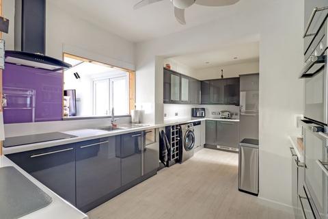 37 Rosebery Road, Hounslow, TW3 2RD