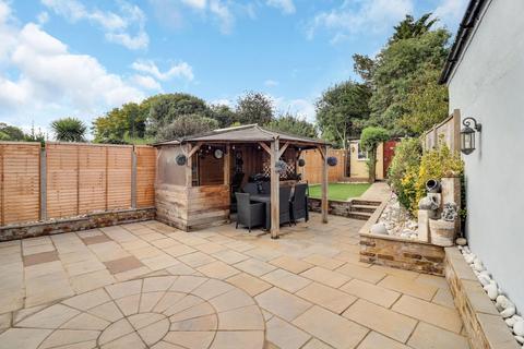 37 Rosebery Road, Hounslow, TW3 2RD