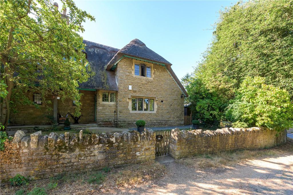 The Green, Ashton, Near Oundle, Northamptonshire, PE8 3 bed semidetached house to rent £1,250