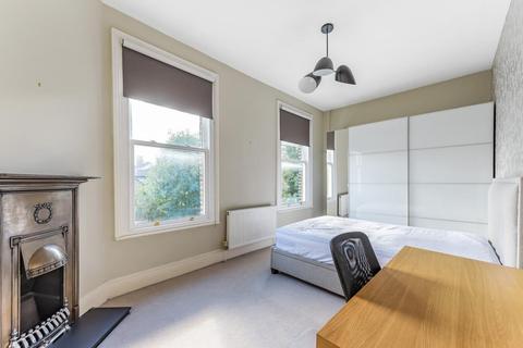 2 bedroom flat for sale - Mapesbury Road, London