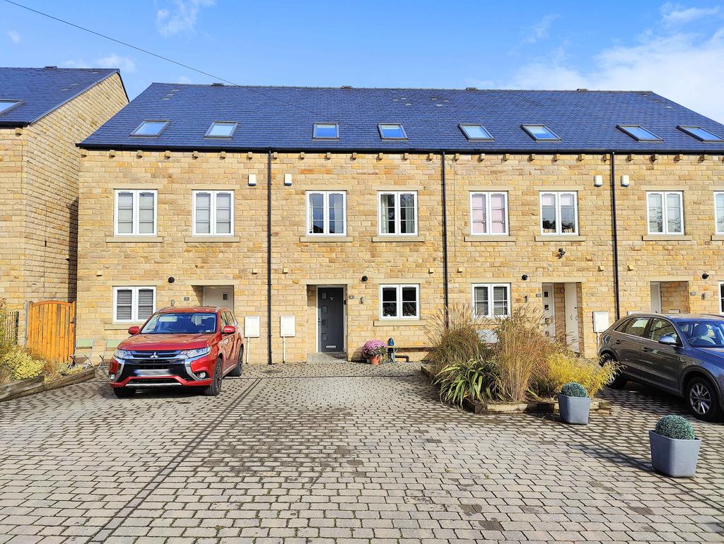 Lister Street, Brighouse HD6 5 bed townhouse for sale £345,000