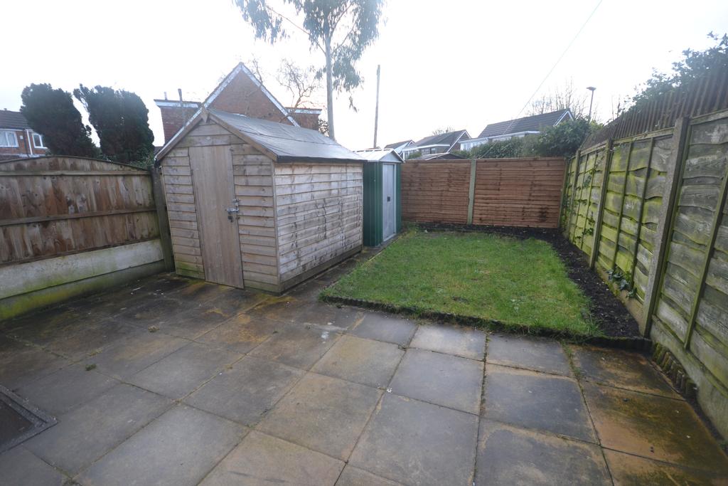 Laurel Road, Haydock, WA11 3 bed semidetached house to rent £725 pcm