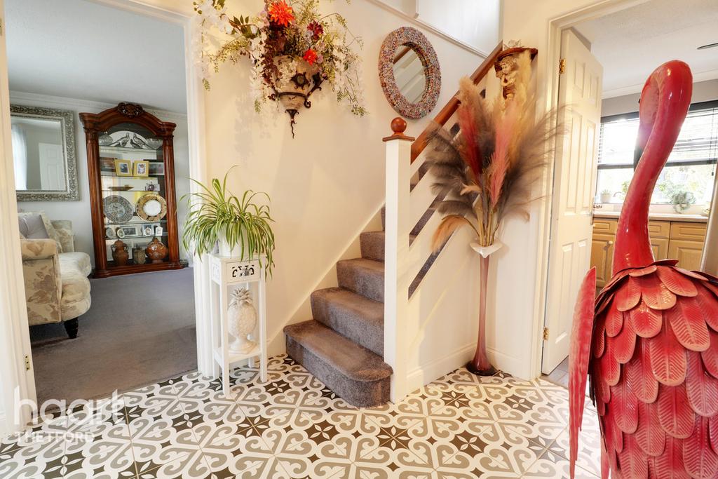 Nunnery Drive, Thetford 4 bed detached house for sale £375,000