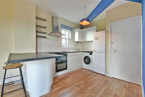 2 bedroom flat to rent, Canfield Gardens, South Hampstead, NW6