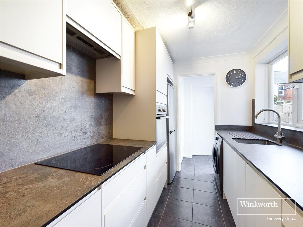 Elm Park Road, Reading, Berkshire, RG30 3 bed terraced house £1,350