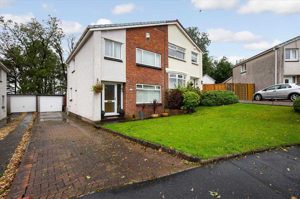 Annan Avenue, Gardenhall, EAST KILBRIDE 3 bed semidetached house for