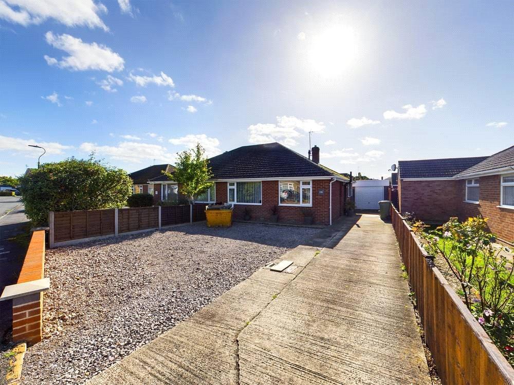 Snowdon Gardens, Churchdown... 2 bed bungalow for sale £300,000