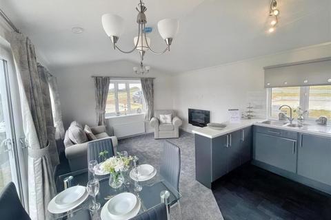 2 bedroom lodge for sale, Ashford, Kent, TN27