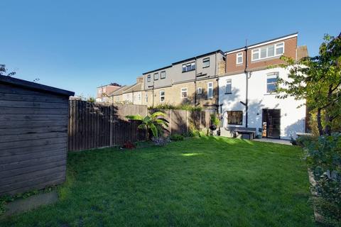 109 Dallinger Road, London, SE12 0TQ