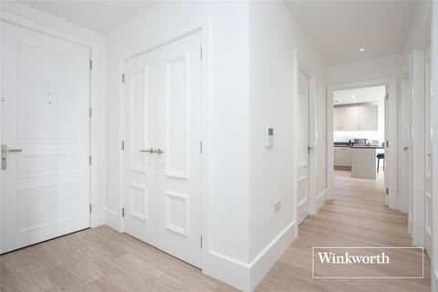 3 bedroom apartment for sale, Chaplin Drive, Trent Park, Cockfosters, EN4