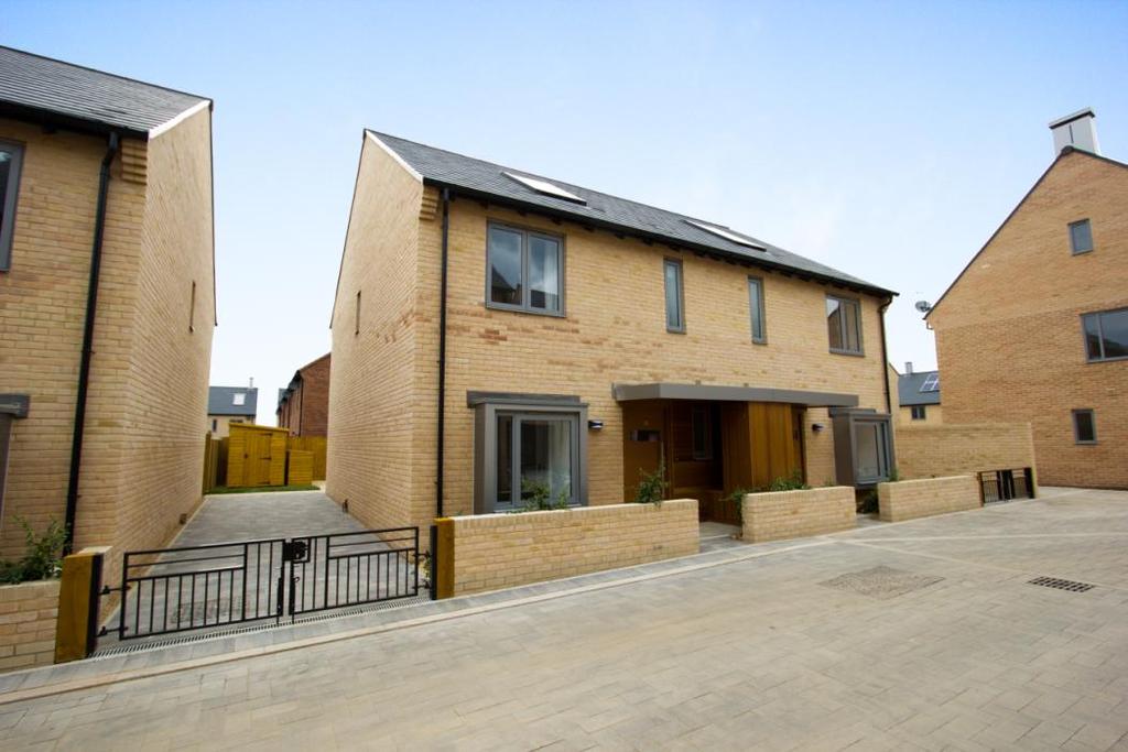 Huntsman Road, Trumpington, Cambridge 3 bed semidetached house £1,675 pcm (£387 pw)