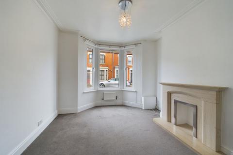 28 Cedar Road, Northampton, NN1 4RN