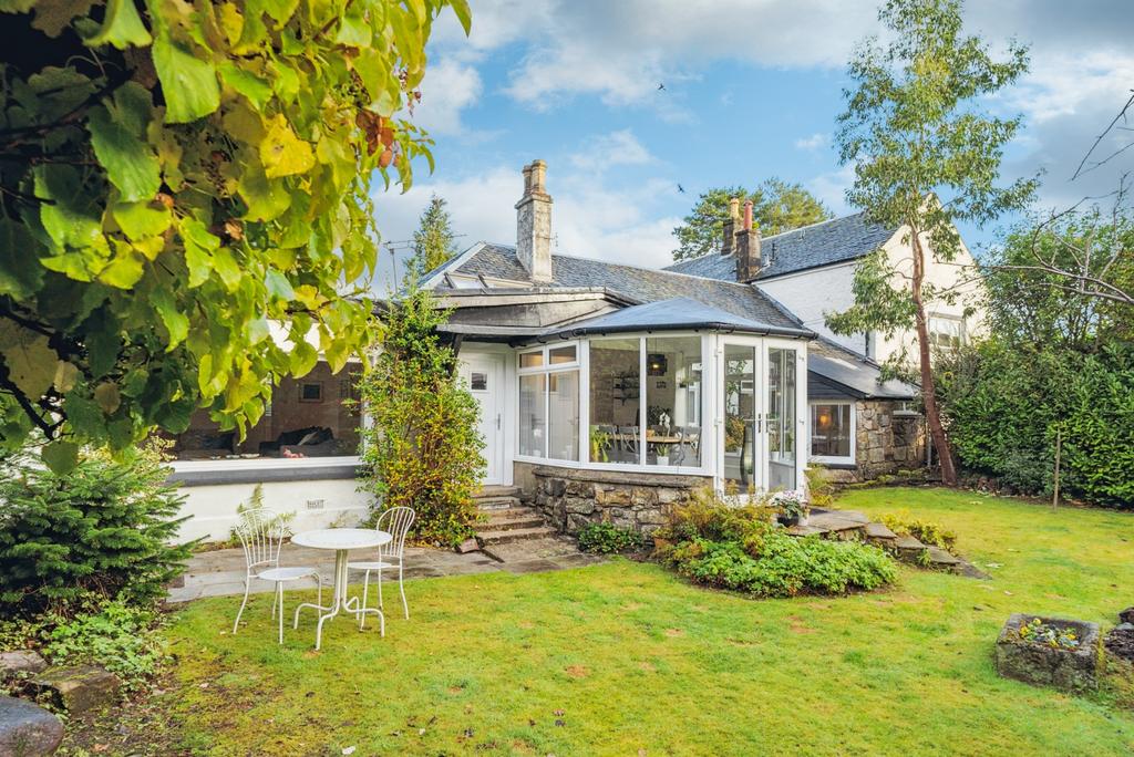 Clober Farm Cottage, Clober Farm Lane, Milngavie, East Dunbartonshire