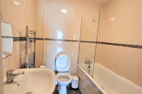 3 bedroom apartment to rent, Jackson Moss Building, Upper Chorlton Rd, Manchester