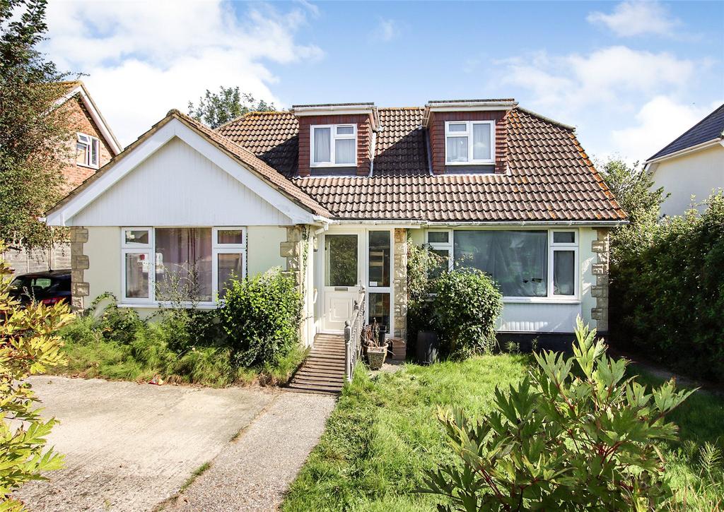 Fullerton Road, Lymington, Hampshire... 4 bed detached house £595,000