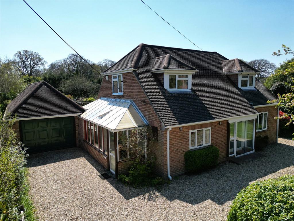 Hundred Lane, Portmore, Lymington, SO41 4 bed detached house for sale