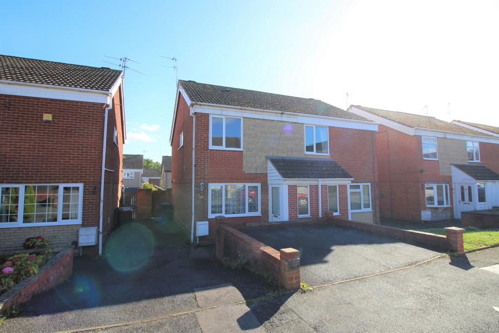 Oulton Close, Kidderminster, DY11 3 bed house £850 pcm (£196 pw)