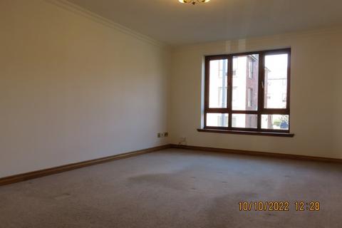 2 bedroom flat to rent, Kingslaw Court, Kirkcaldy.