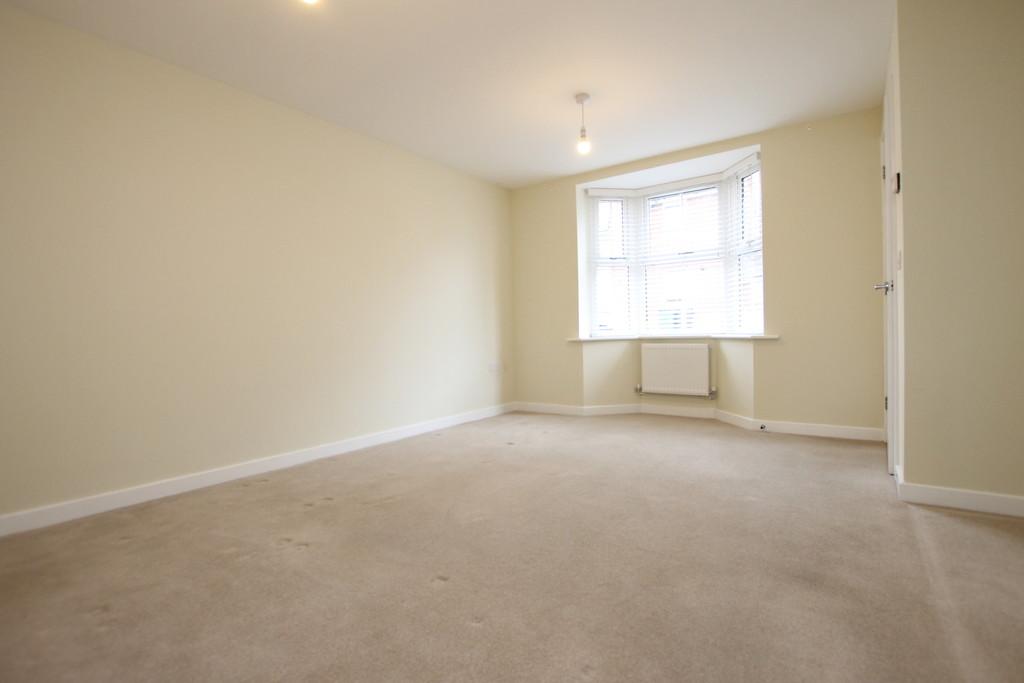 Albert Way, East Cowes 3 bed end of terrace house £1,050 pcm (£242 pw)