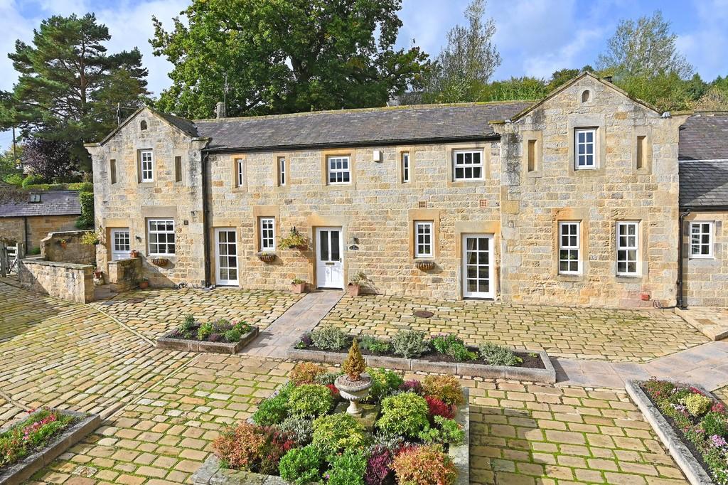 Home Farm Square, Birstwith, Harrogate 4 bed barn conversion for sale