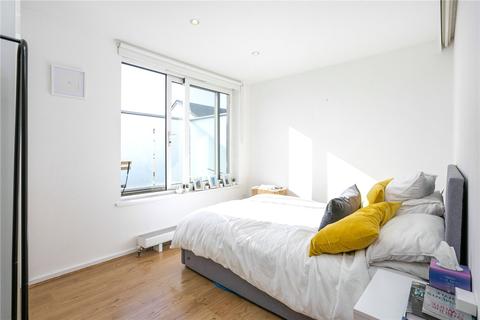 2 bedroom penthouse for sale - Bacon Street, London, E2