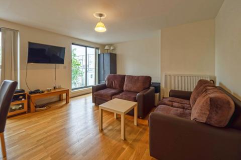 2 bedroom apartment to rent, Byron House, N4