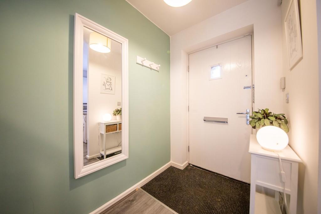 Stephenson Grove, Rainhill 2 bed mews £200,000