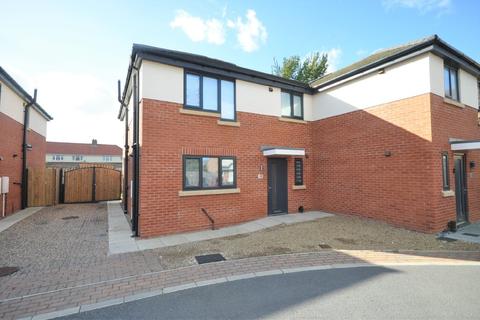 68 Hoddesdon Crescent, Dunscroft, Doncaster, DN7 4HJ