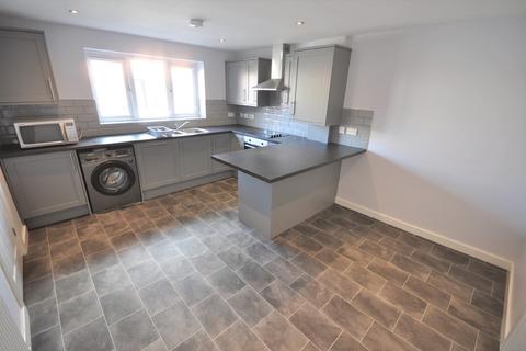 68 Hoddesdon Crescent, Dunscroft, Doncaster, DN7 4HJ