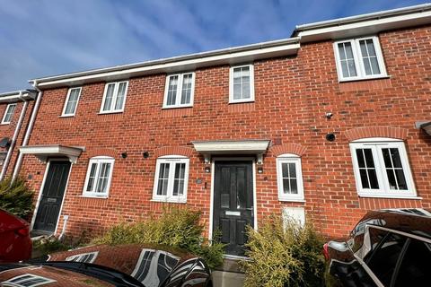 2 bedroom townhouse to rent, Brownley Road, Mansfield