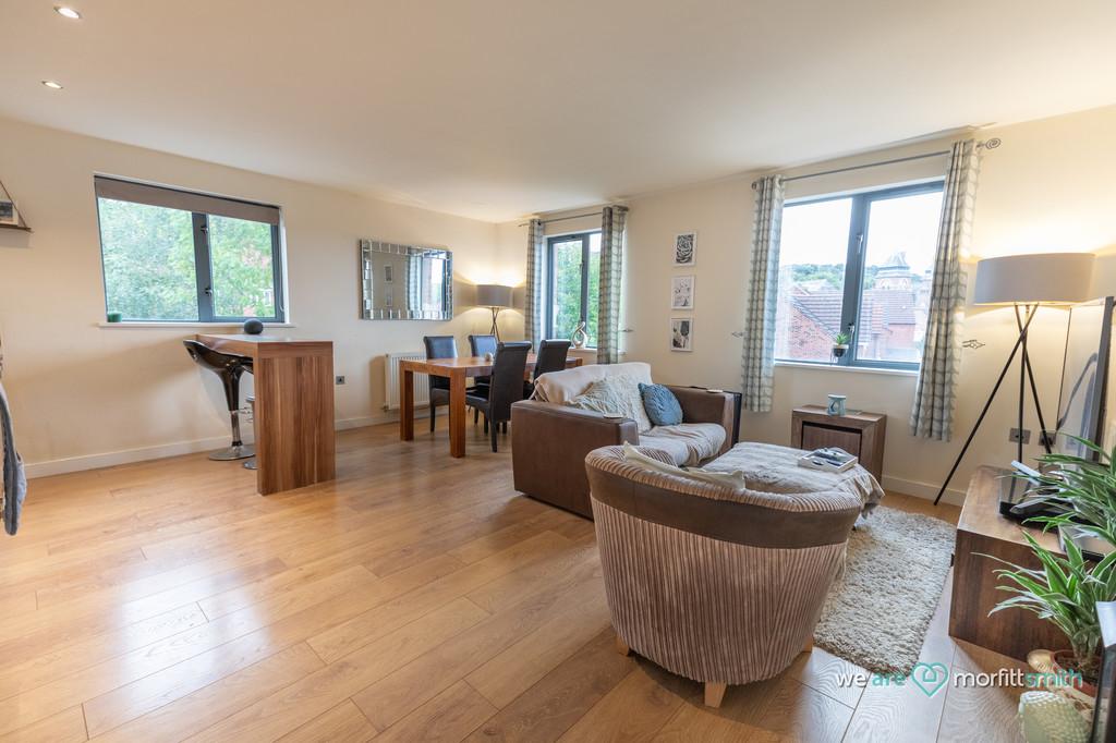 Middlewood Lodge, Middlewood Rise, S6 1UR No Chain Involved 2 bed