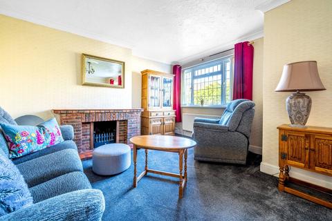32 Pond Meadow, Guildford, GU2 8LF