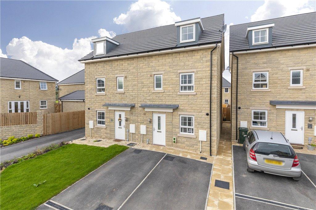 Fitch Drive, Silsden 4 bed semidetached house for sale £325,000