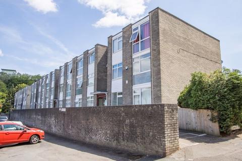 2 bedroom apartment for sale, Gainsborough Road, Penarth