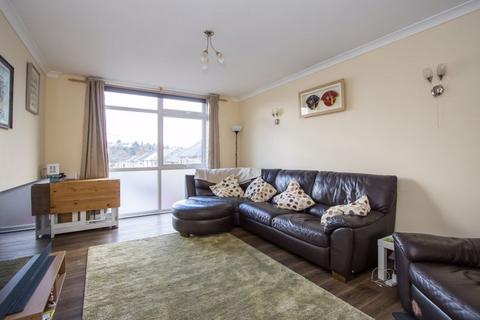 2 bedroom apartment for sale, Gainsborough Road, Penarth