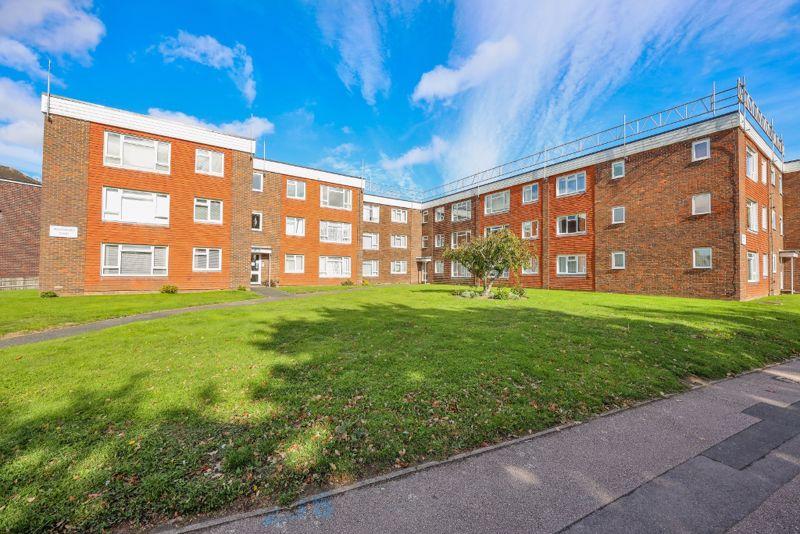 Wolstonbury Court, Burgess Hill, West Sussex 1 bed flat £225,000