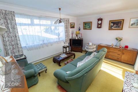 22 Cottinghams Drive, Norwich, NR6 6PS