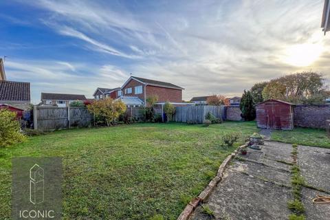 22 Cottinghams Drive, Norwich, NR6 6PS
