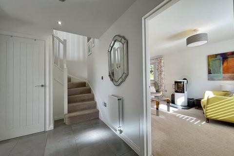 1 Landerslee Drive, Truro, TR1 3GF