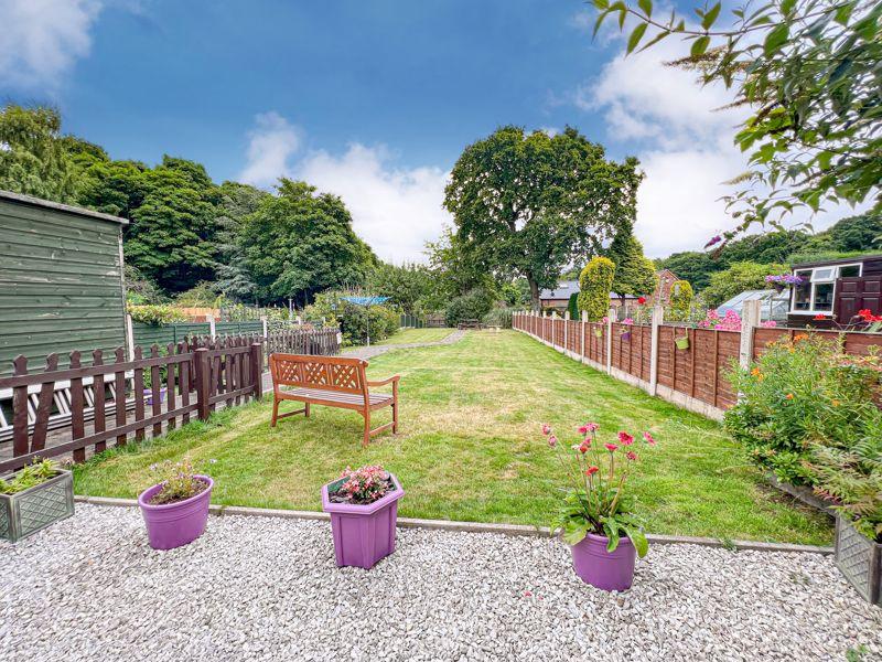 Lindrosa Road, Streetly, Sutton... 3 bed semidetached house £400,000