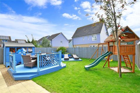 7 Bittern Way, St Marys Island, Chatham, ME4 3JG