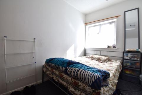2 bedroom cluster house for sale - Dorrington Close, Luton