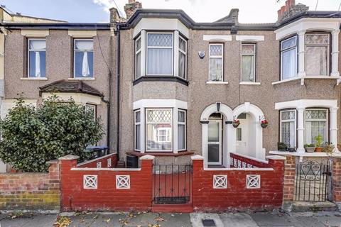3 bedroom terraced house for sale - Grosvenor Road, London