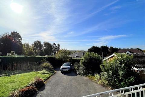 3 bedroom detached bungalow to rent, Tillington Road, Hereford