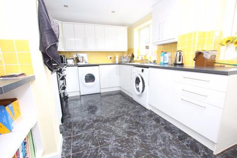 1 Elm Grove, Kidlington, OX5 1DR
