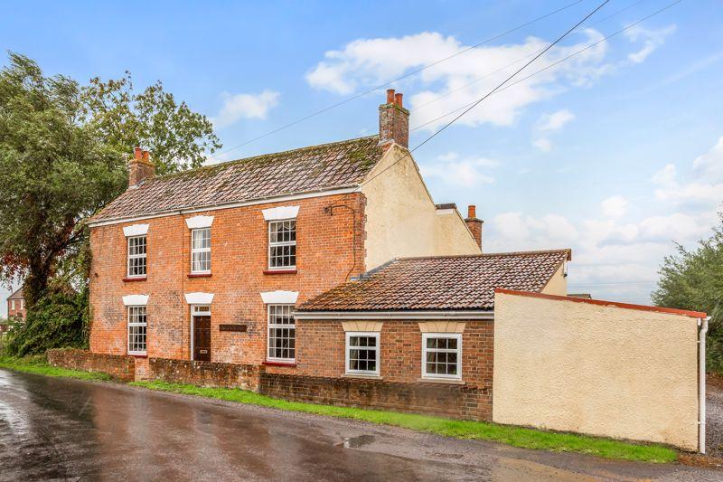 Knoll View Southwick, Mark, Somerset... 4 bed detached house £795,000