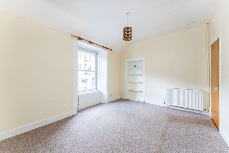 Main Street, Callander 2 bed apartment £90,000