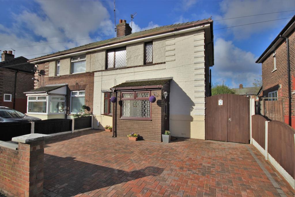 Smith Road, Widnes, WA8 2 bed semidetached house £160,000