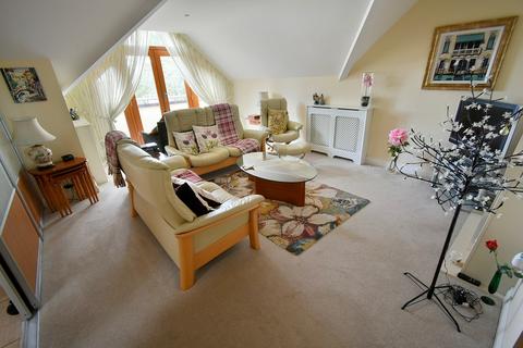 3 bedroom apartment for sale - 90 Golf Links Road, Ferndown, BH22